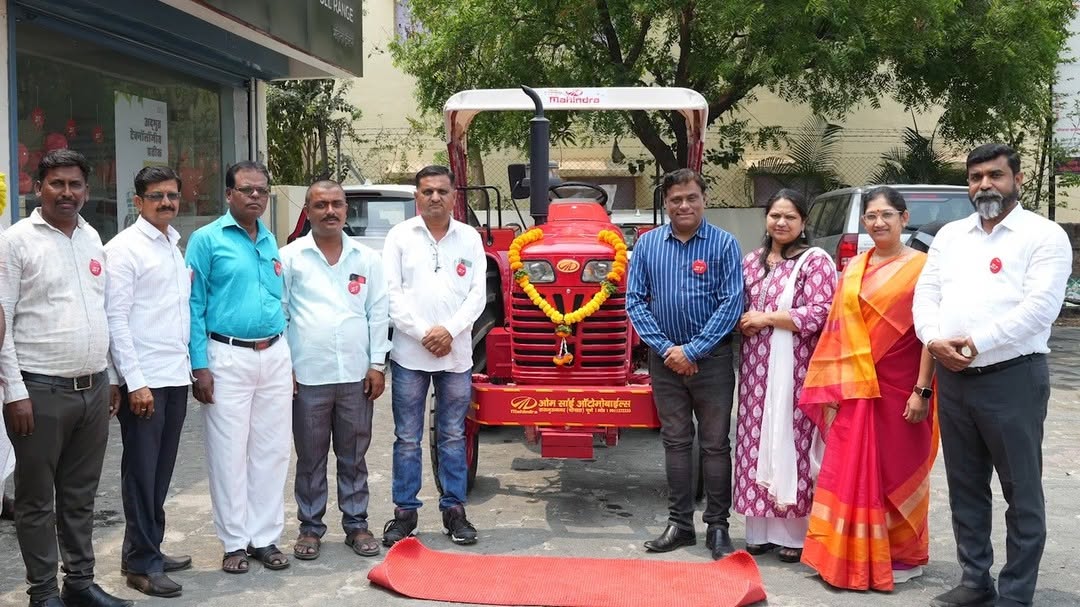 हमारी सफलता की नींव, हमारा महिंद्रा परिवार है। उनके अमूल्य योगदान को सराहते हुए, आज हम यह अवसर हमारी टीम्स और चैनल पार्ट...